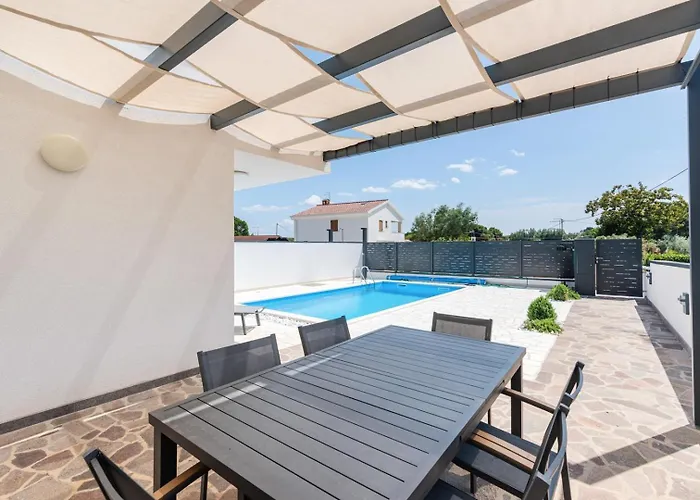 Tina Zambratija With Private Pool Villa *