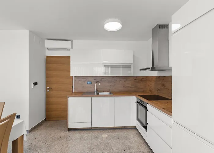 Villa Tina Zambratija With Private Pool *